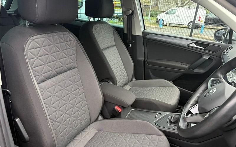 Used VW Tiguan Life 245 HP (180 kW) 2023 SUV