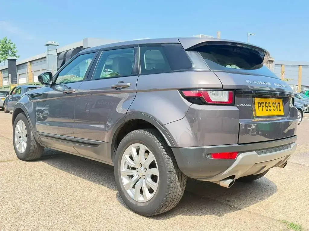Used Land Rover Range Rover evoque SE 2016 Grey SUV
