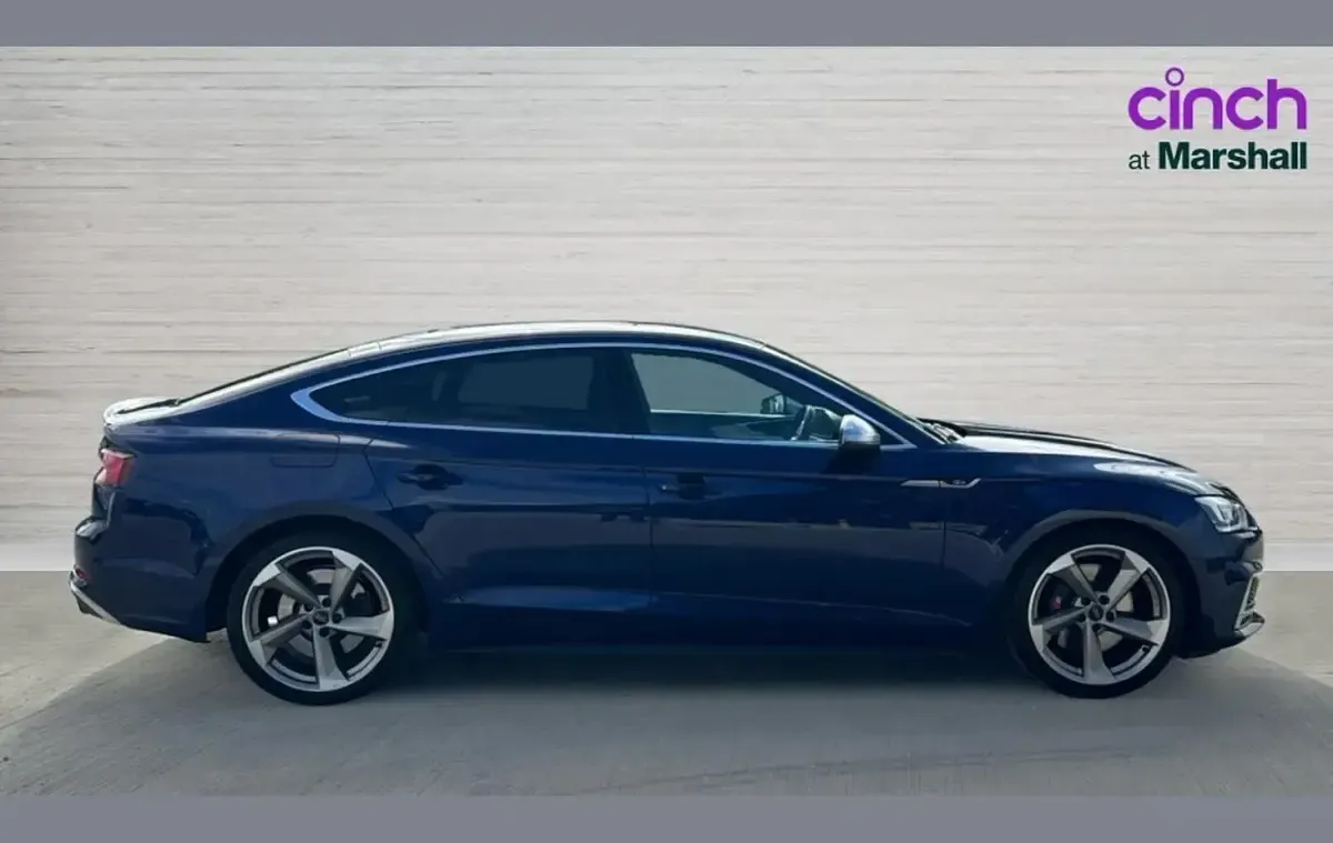 Used Audi A5 Design 348 HP (255 kW) 2018 Blue Coupe