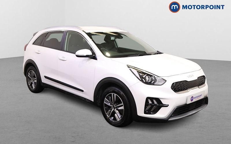 White Used 2022 Kia Niro 2 SUV | £16,299 (Fair price) - Image 1/4