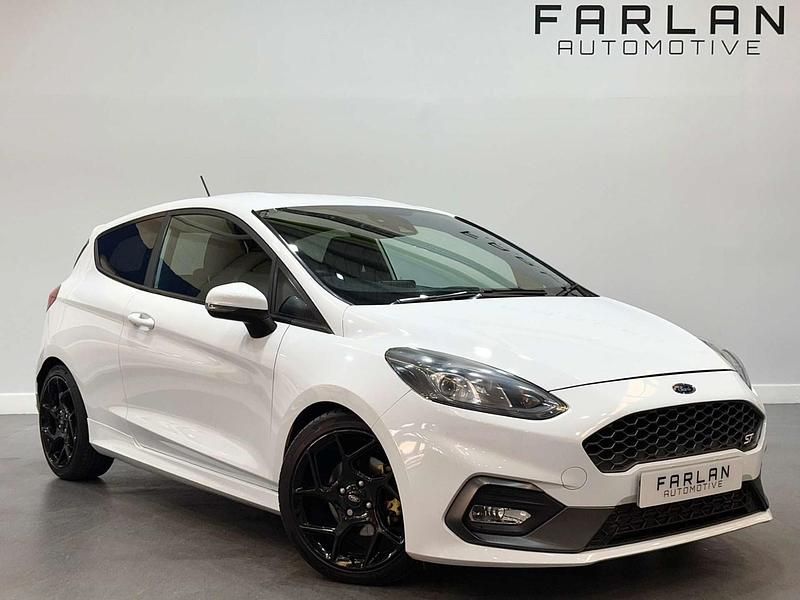 White Used 2019 Ford Fiesta ST Hatchback | £10,750 (Super price) - Image 1/4