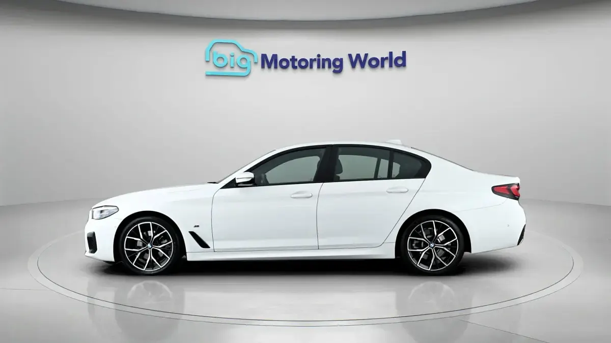 Used BMW 520 M Sport 190 HP (139 kW) 2022 White Sedan