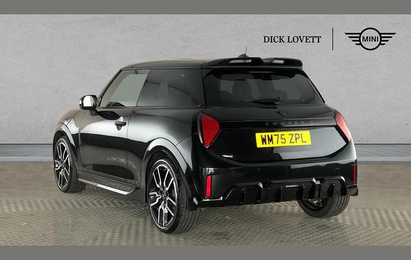 Used Mini Cooper Sport 147 kW (200 HP) 2026 Black Hatchback