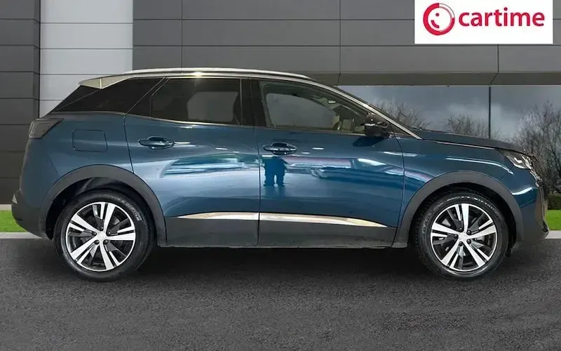 Used Peugeot 3008 Allure 300 HP (220 kW) 2024 Blue SUV