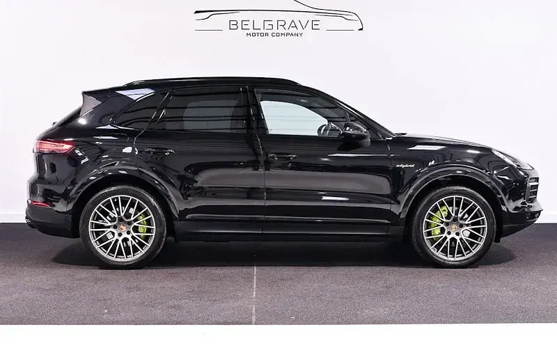 Used Porsche Cayenne Platinum Edition 462 HP (339 kW) 2022 SUV