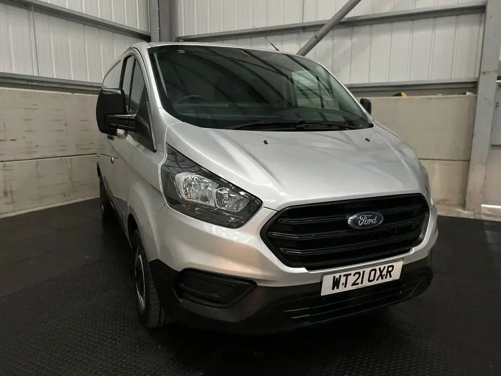 Used Ford Transit Custom 105 HP (77 kW) 2021 Silver Van