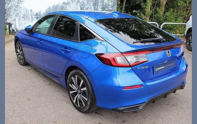 Used Honda Civic Elegance 140 HP (102 kW) 2025 Blue Hatchback