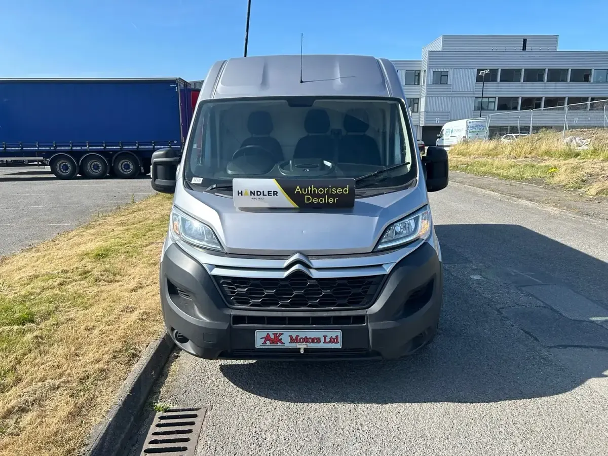 Used Citroën Relay 140 HP (102 kW) 2021 Grey Van