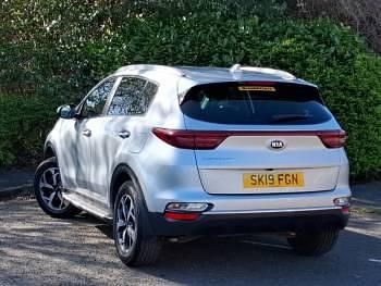 Usado Kia Sportage 130 HP (95 kW) 2019 Prateado SUV
