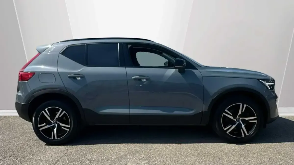Used Volvo XC40 Plus 161 HP (118 kW) 2023 SUV