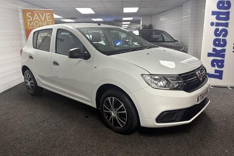 White Used 2019 Dacia Sandero Essentiel Hatchback | £6,995 (Fair price) - Image 1/1