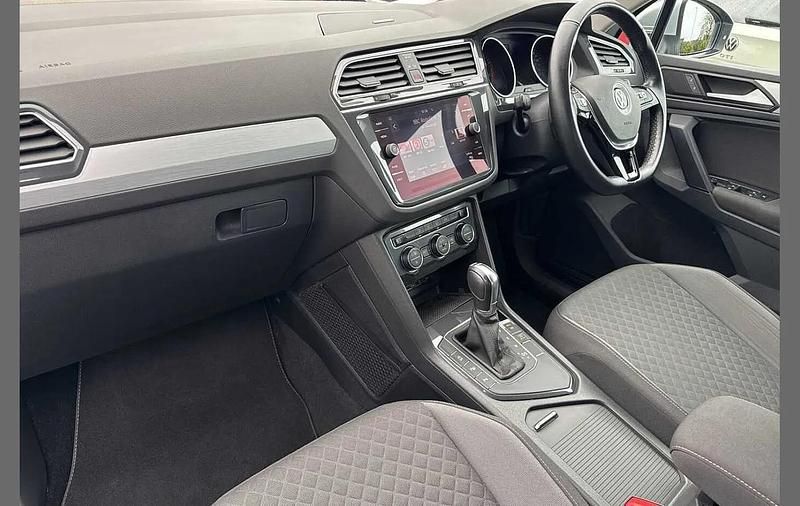 Used VW Tiguan Match 150 HP (110 kW) 2019 Silver SUV