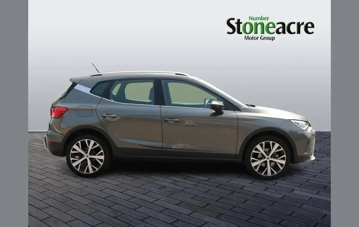 Used Seat Arona Xperience Lux 110 HP (80 kW) 2023 Green SUV
