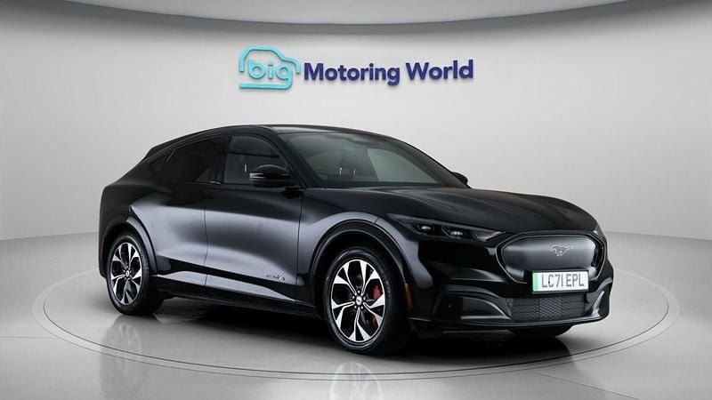 Used Ford Mustang Mach-E Standard Range 194 kW (265 HP) 2022 Black SUV