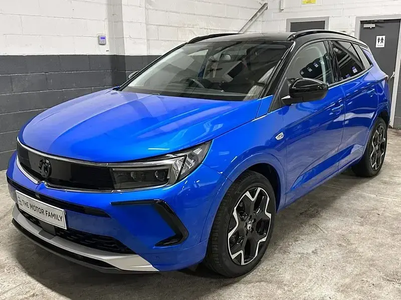 Used Vauxhall Grandland X Ultimate 130 HP (95 kW) 2023 Blue SUV