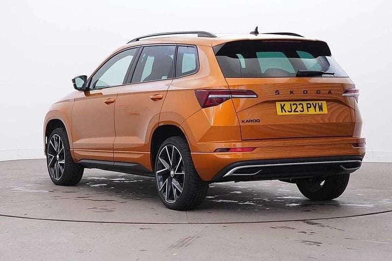 Used Skoda Karoq SportLine 150 HP (110 kW) 2023 Phoenix orange metallic SUV