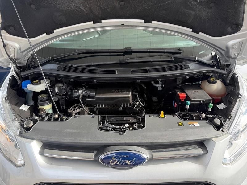 Used Ford Tourneo Titanium 130 HP (95 kW) 2017 Silver MPV
