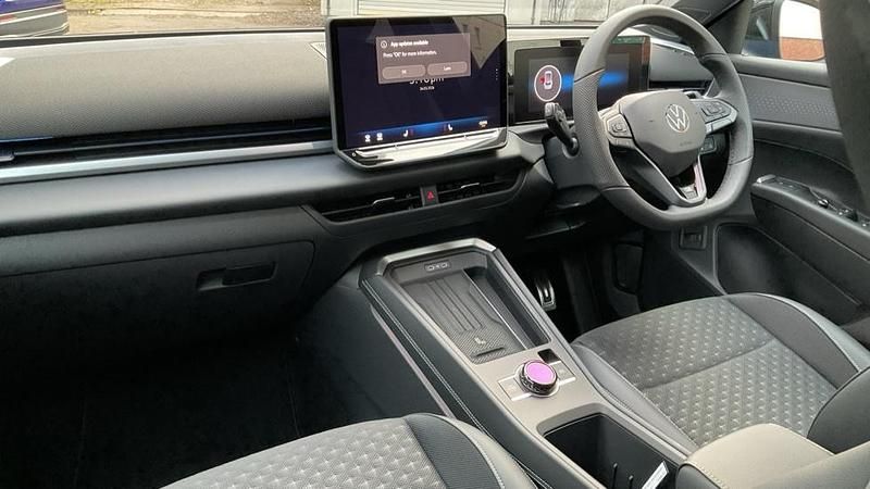 New VW T-Roc R-line 150 HP (110 kW) 2026 Petrol blue metallic black SUV