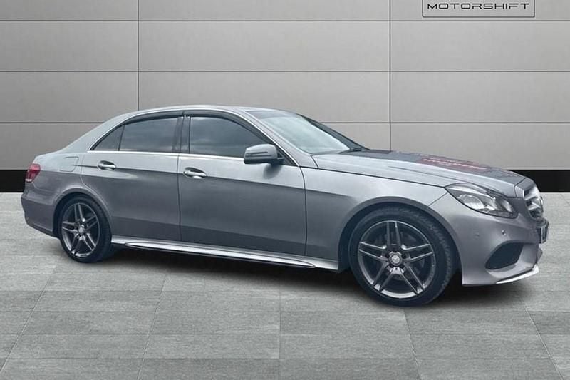 Begagnad Mercedes E220 AMG 170 HK (125 kW) 2014 Silver Sedan