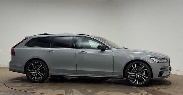 Used 2025 Volvo V90 Ultra Estate | £37,450 (Super price) - Image 1/4