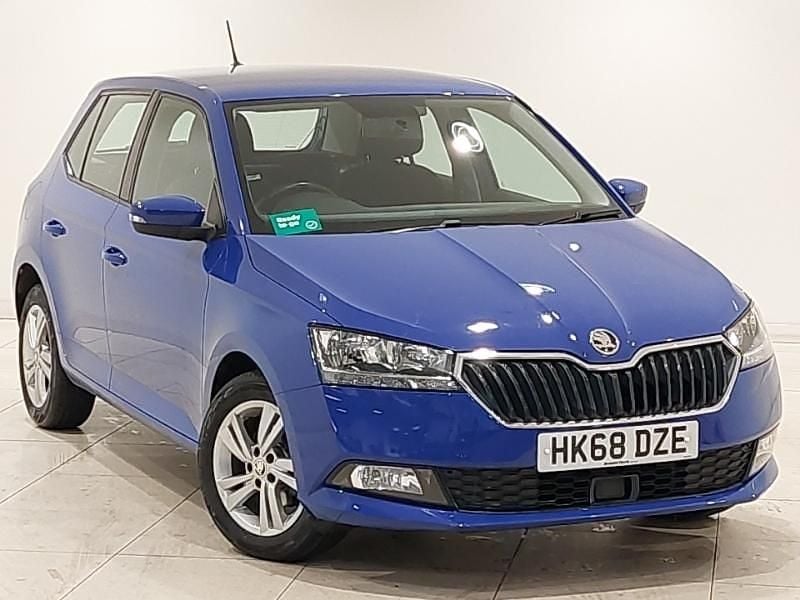 Used Skoda Fabia SE 75 HP (55 kW) 2019 Blue Hatchback