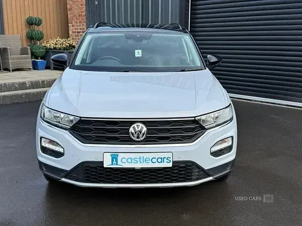 Used VW T-Roc Design 115 HP (84 kW) 2020 Silver SUV