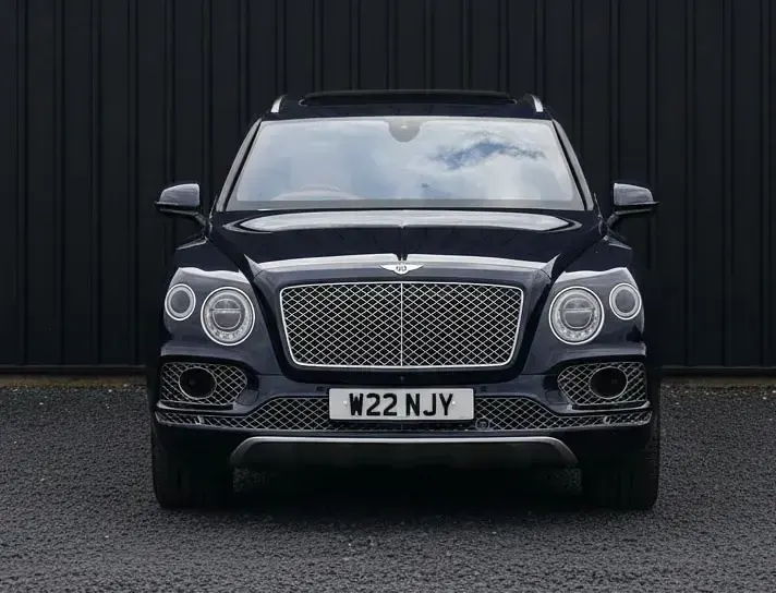 Used Bentley Bentayga 608 HP (447 kW) 2016 Blue SUV