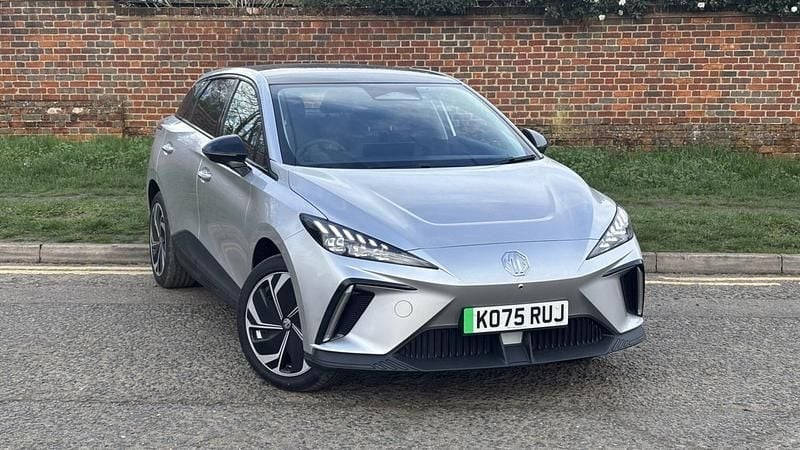 New MG MG4 EV 177 kW (241 HP) 2026 Hatchback