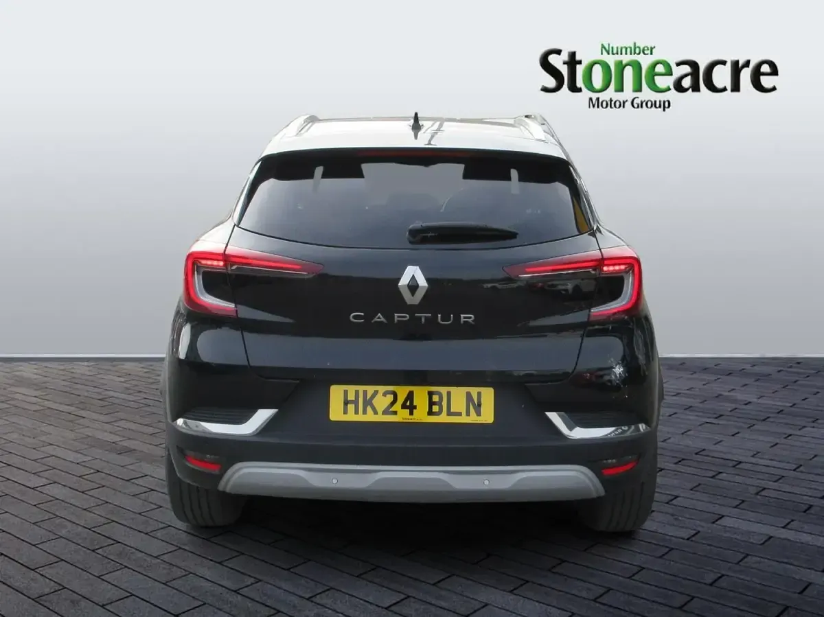 Used Renault Captur Techno 91 HP (66 kW) 2024 Black SUV