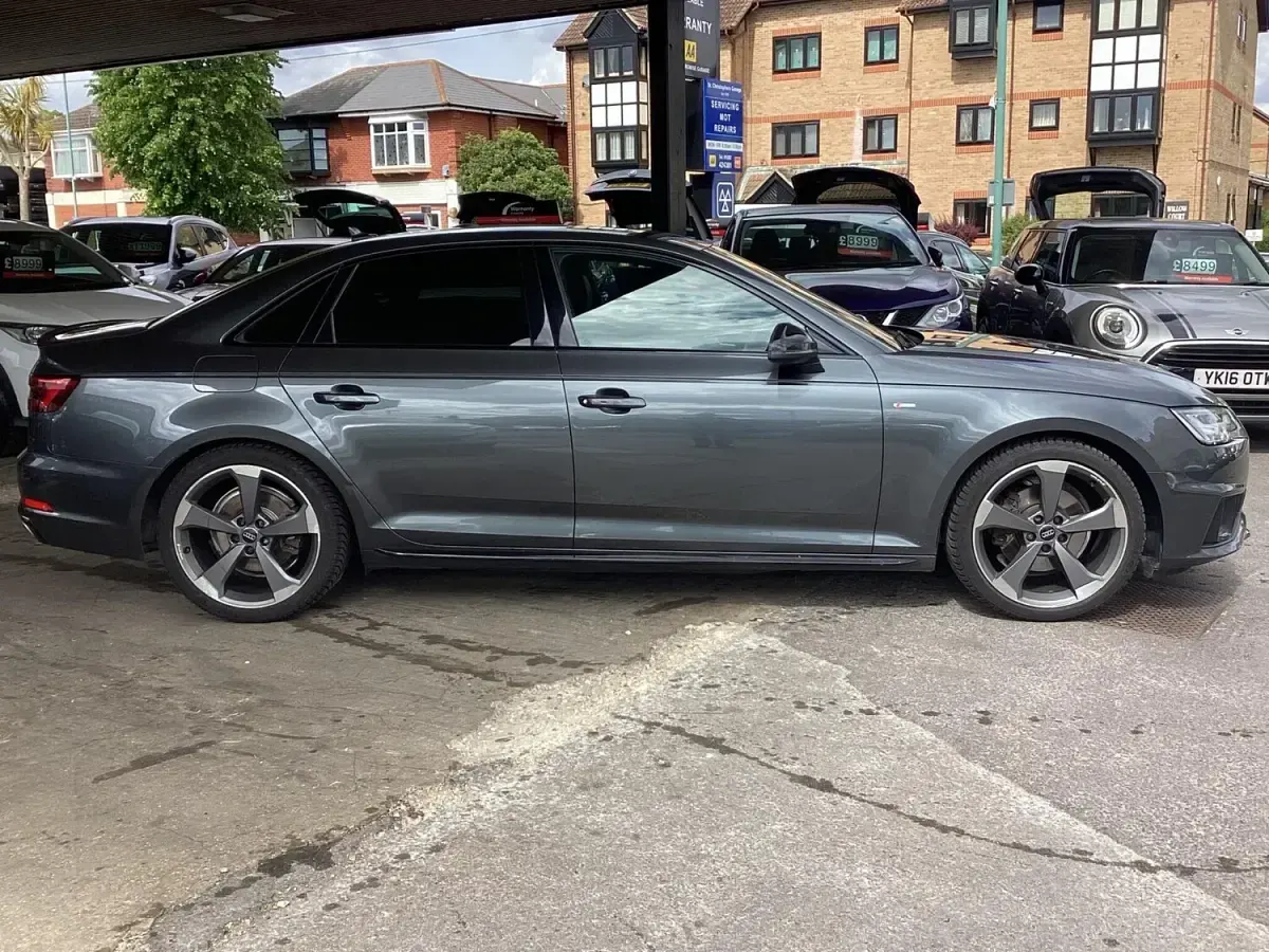 Used Audi A4 Black Edition 150 HP (110 kW) 2019 Grey Sedan