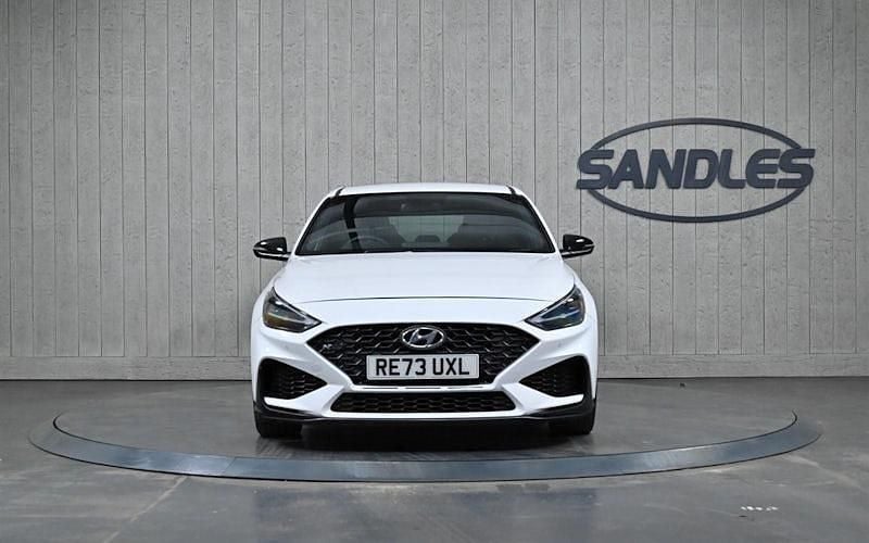 Used Hyundai i30 N Line 159 HP (116 kW) 2023 White Hatchback