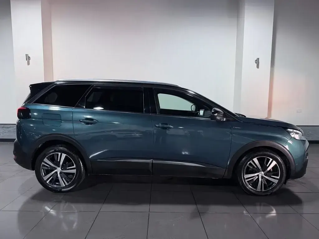 Gebraucht Peugeot 5008 GT-line 2019 Grün SUV
