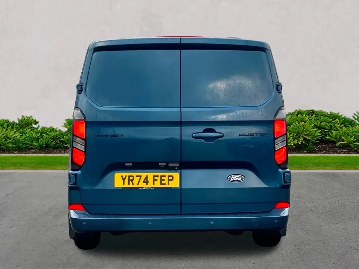 Używany Ford Transit Custom Limited 136 KM (100 kW) 2024 Niebieski Van