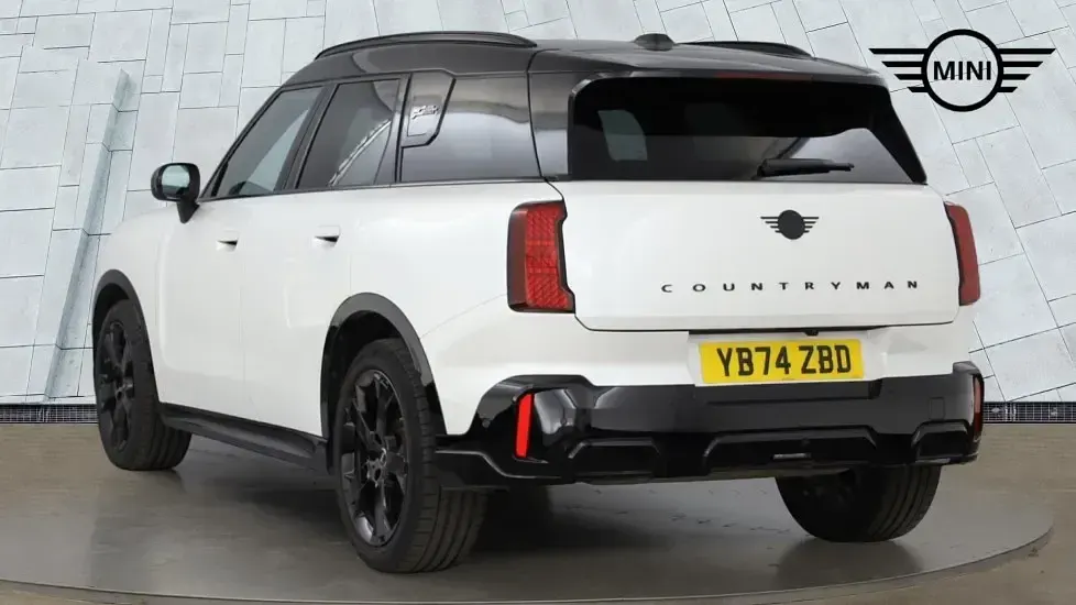 Used Mini Countryman 168 HP (123 kW) 2025 White SUV