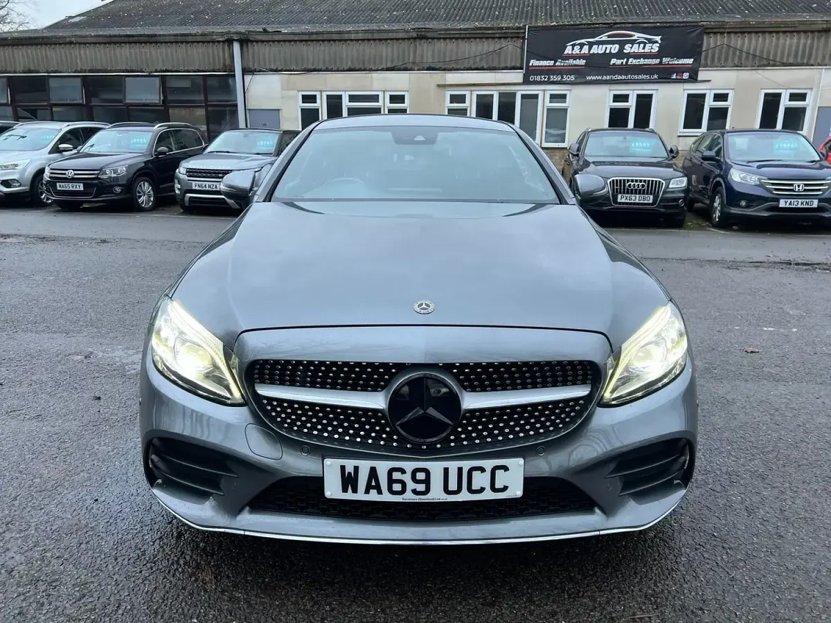 Used Mercedes C300 AMG Line Premium 245 HP (180 kW) 2019 Grey Coupe