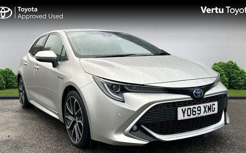 Used 2022 Toyota Corolla Hatchback | £16,191 (Good price) - Image 1/4