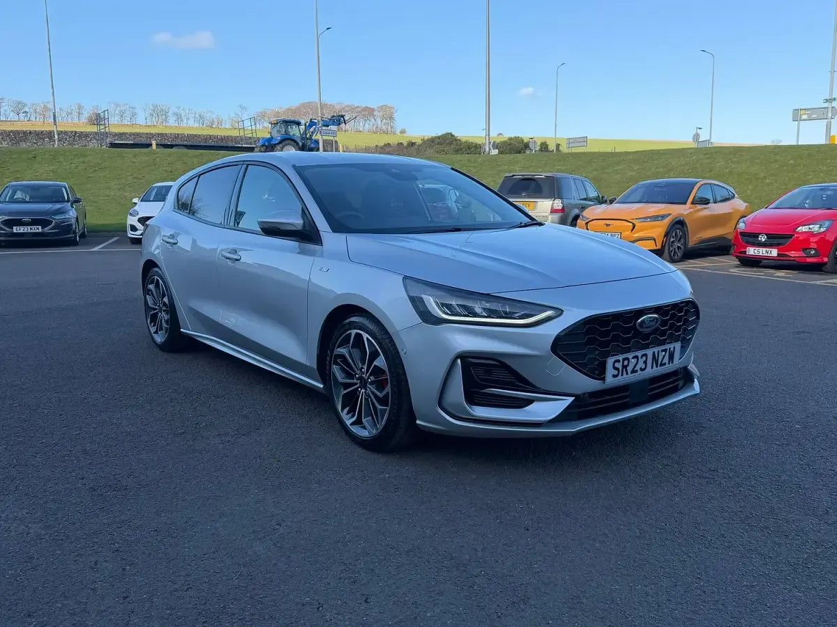 Used Ford Focus ST-Line X 2023 Silver Hatchback