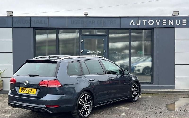 Used VW Golf VII GTD 184 HP (135 kW) 2018 Blue Estate