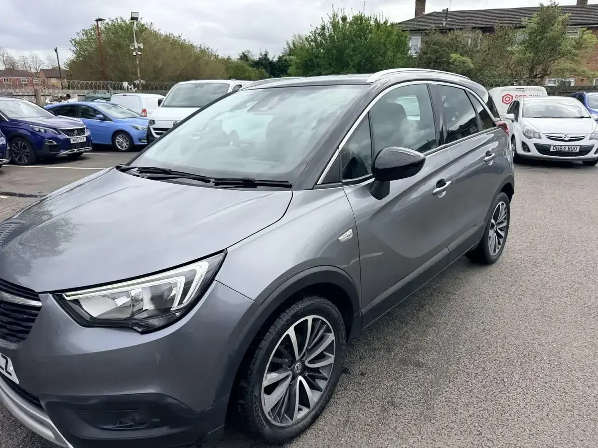 Used Vauxhall Crossland X Elite 81 HP (59 kW) 2018 Grey SUV