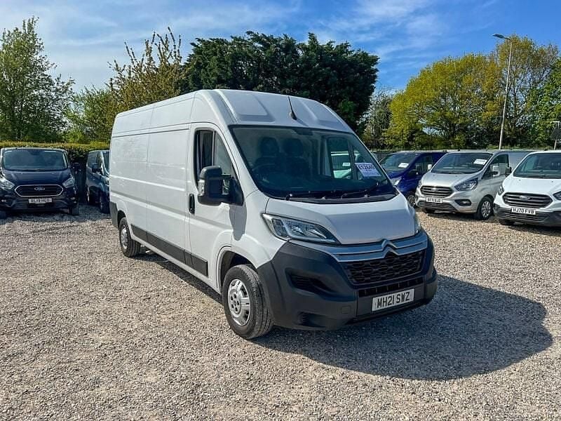 Usado Citroën Relay 140 CV (102 kW) 2021 Blanco Van