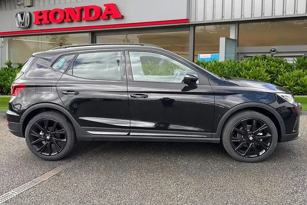 New Seat Arona Black Edition 2025 Black SUV