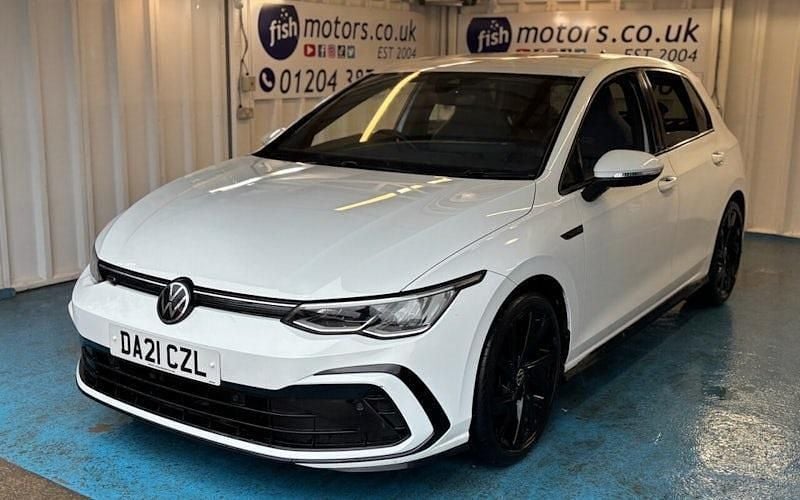 Used VW Golf VIII R-line 131 HP (96 kW) 2024 Hatchback