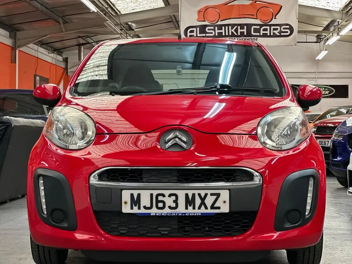 Used Citroën C1 68 HP (50 kW) 2013 Red Hatchback