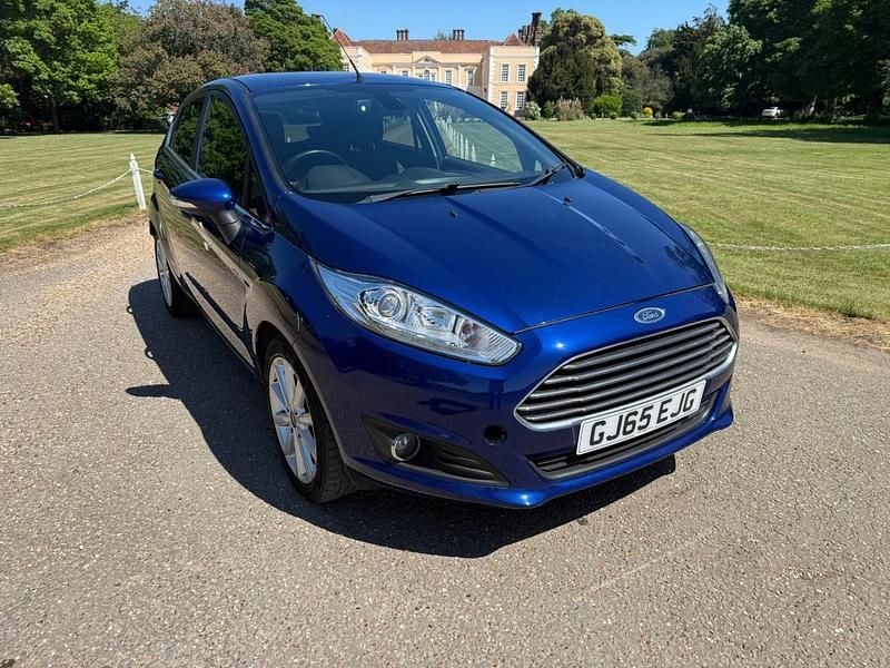 Used Ford Fiesta Titanium 2015 Blue Hatchback