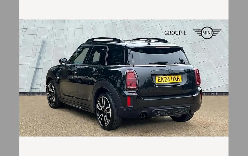 Used Mini Cooper Countryman Comfort 136 HP (100 kW) 2024 Black SUV