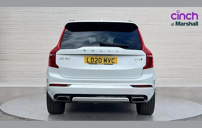 Used Volvo XC90 R-Design 247 HP (181 kW) 2020 White SUV