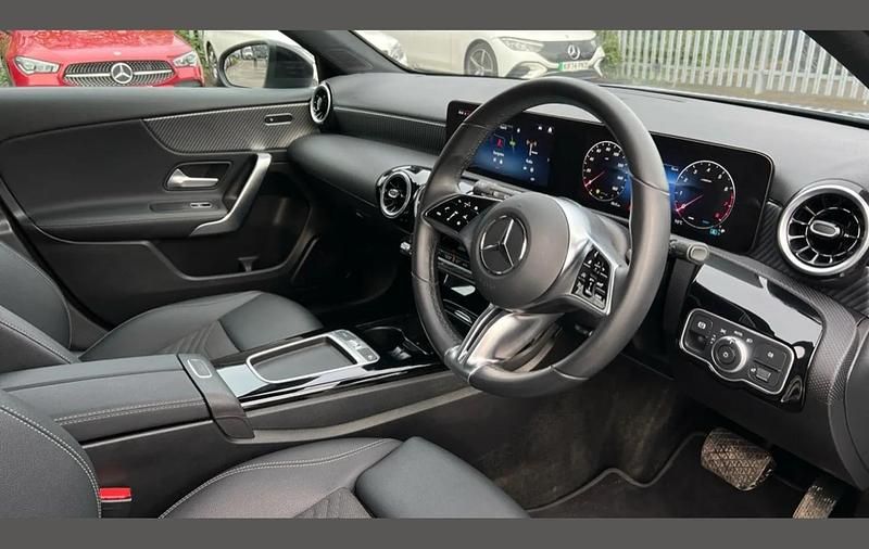 Used Mercedes A180 Sport Edition 134 HP (98 kW) 2025 Silver Hatchback