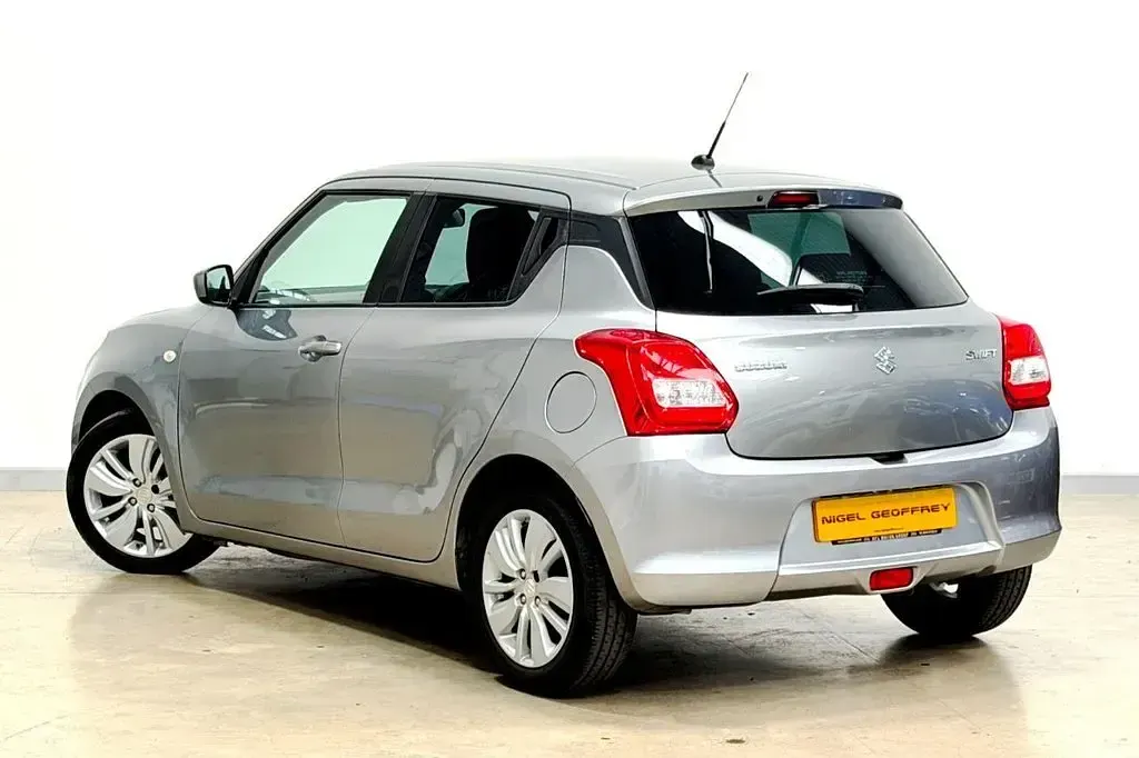 Used Suzuki Swift SZ-T 111 HP (81 kW) 2018 Silver Hatchback