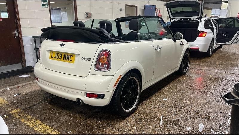 Used Mini Cooper Cabriolet 2009 White Cabriolet