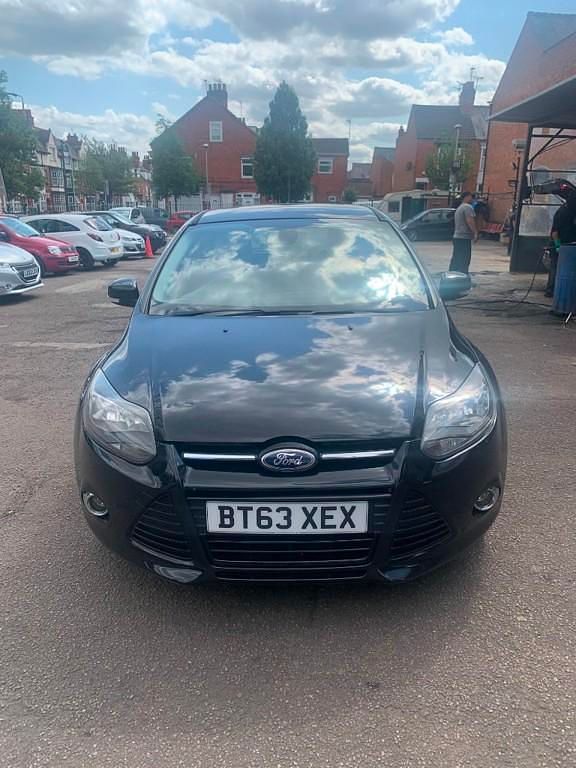 Used Ford Focus Titanium 114 HP (83 kW) 2014 Black Hatchback
